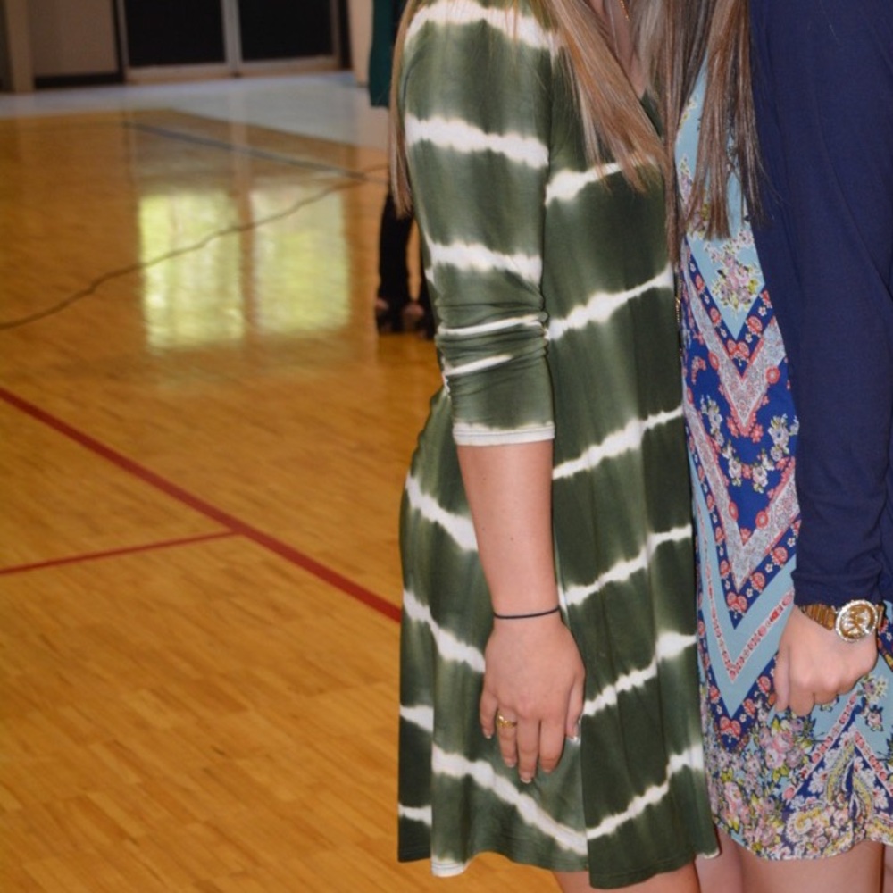 Entro Green and White Tie Dye Dress